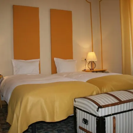 Maria Hotel *